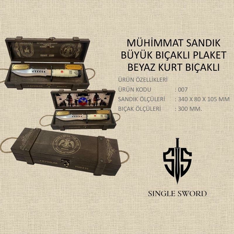 Single Sword Mühimmat sandığı Büyük Beyaz Saplı Kurt Logolu Bıçalı Plaket