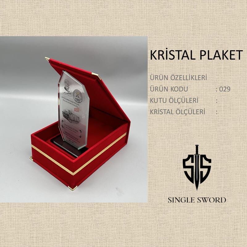 Single Sword Kırmızı Kadife Kaplamalı ve Altın Sırma Şerit Kutulu Kristal Plaket