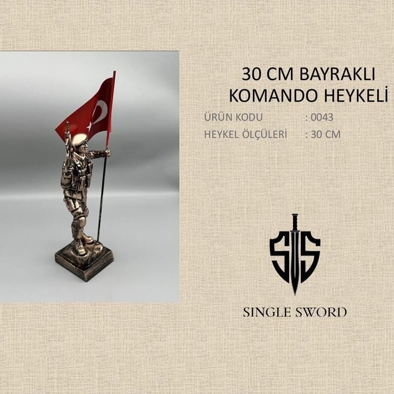 Single Sword Bayrak Tutan Bronz Komando Heykeli