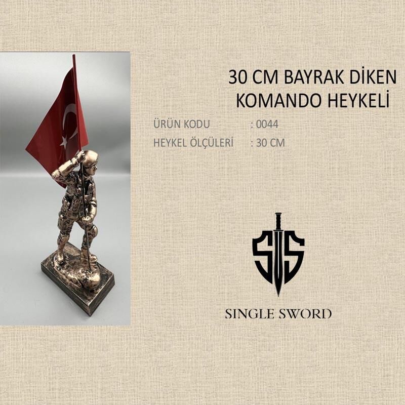 Single Sword Bayrak Diken Bronz Komando Heykeli