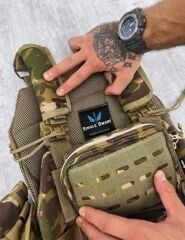 Single Sword Pratik Tak Çıkar Özellikli Tokalı Kod-7 Yan Korumalı Akrep Hücum Yeleği PİKSEL